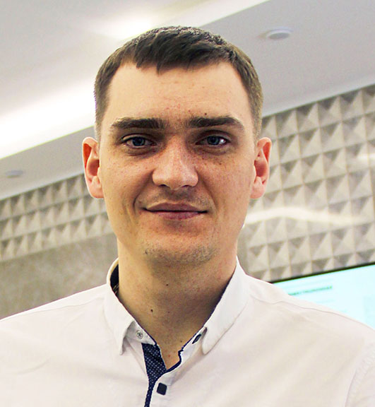 Артем Иванов